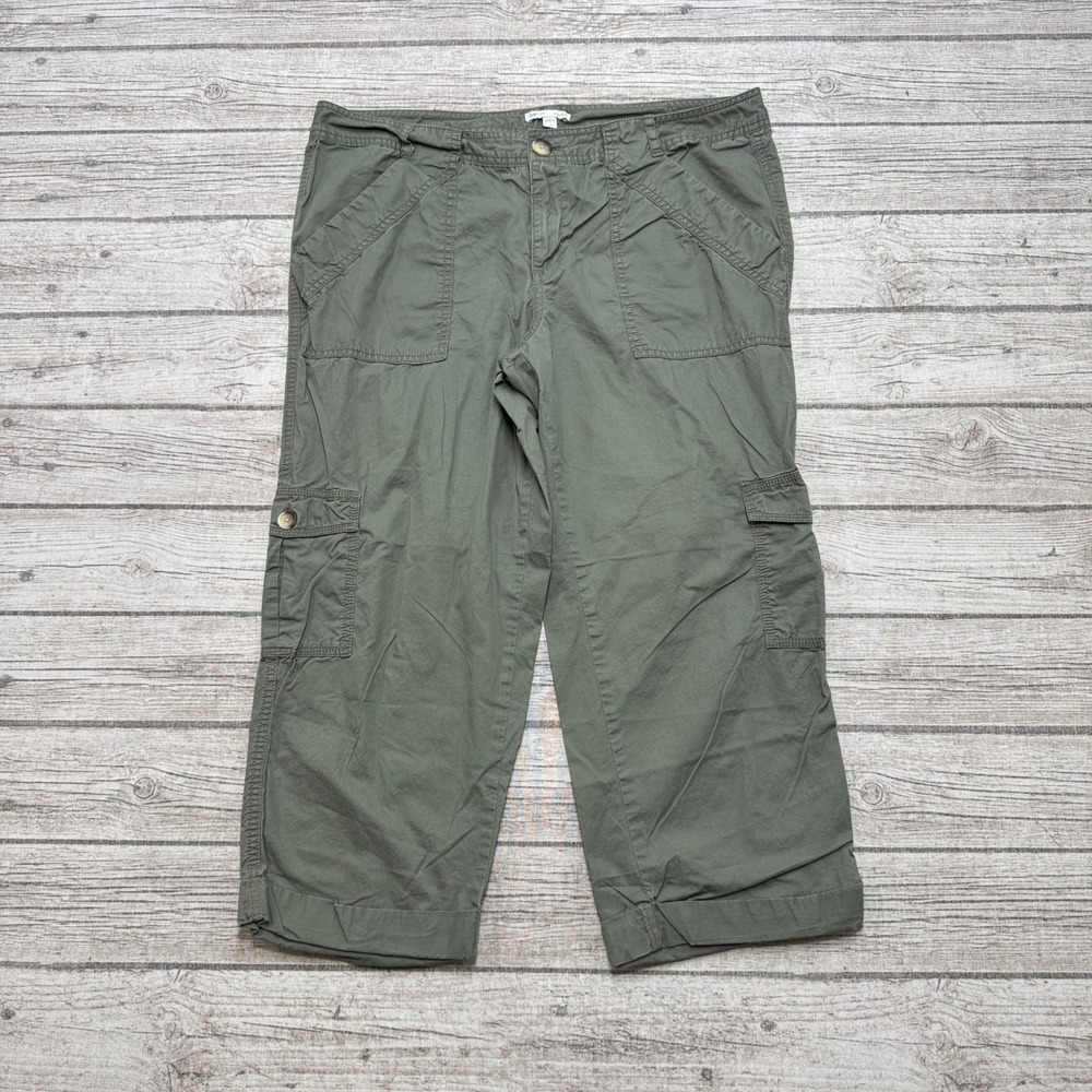 GAP Cargo Pants Women's 14 Olive Green Surplus Cropped Capri Hunting Outdoors